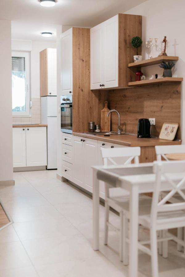 Bell Tower Apartment モスタル エクステリア 写真