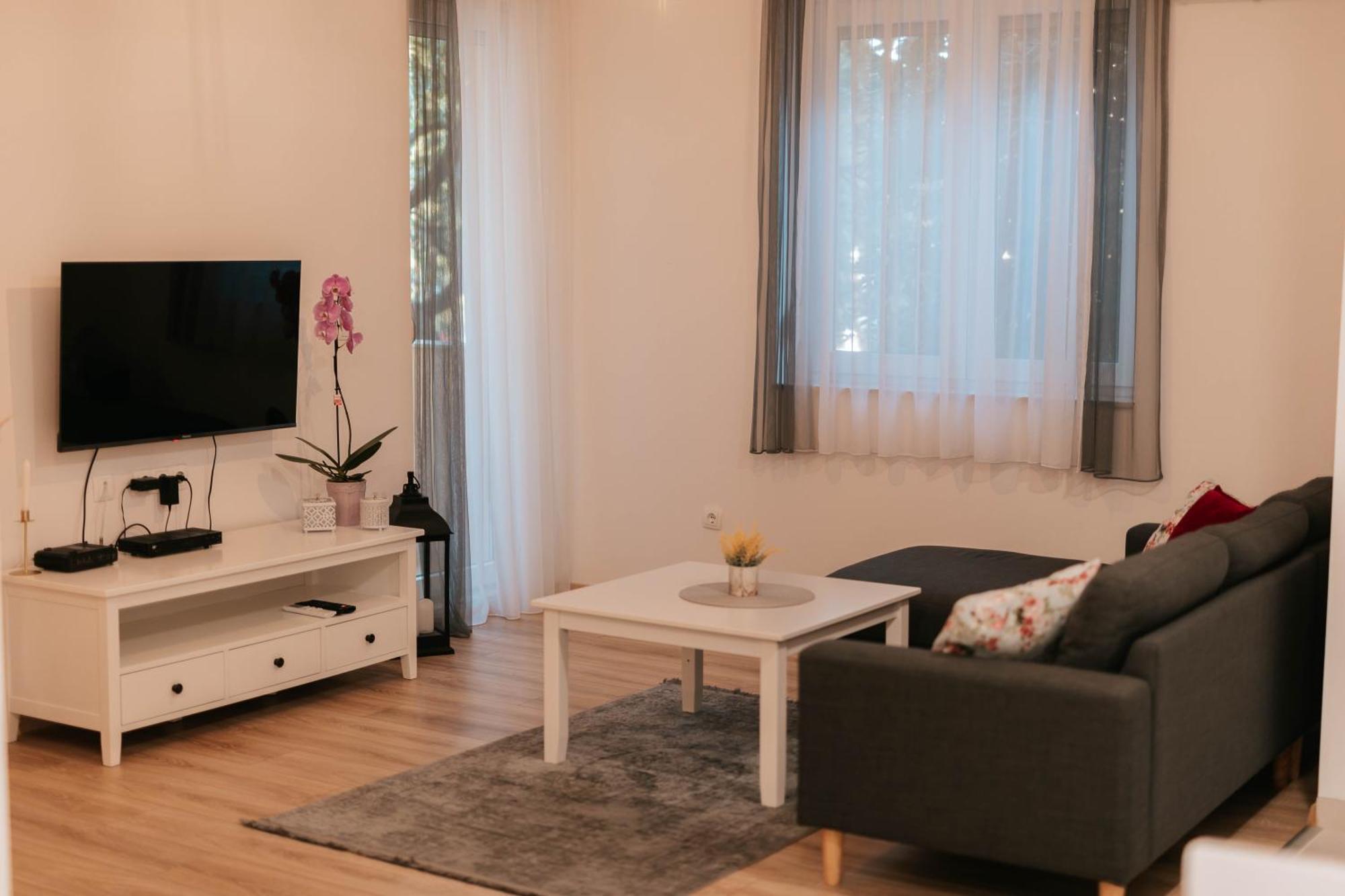 Bell Tower Apartment モスタル エクステリア 写真